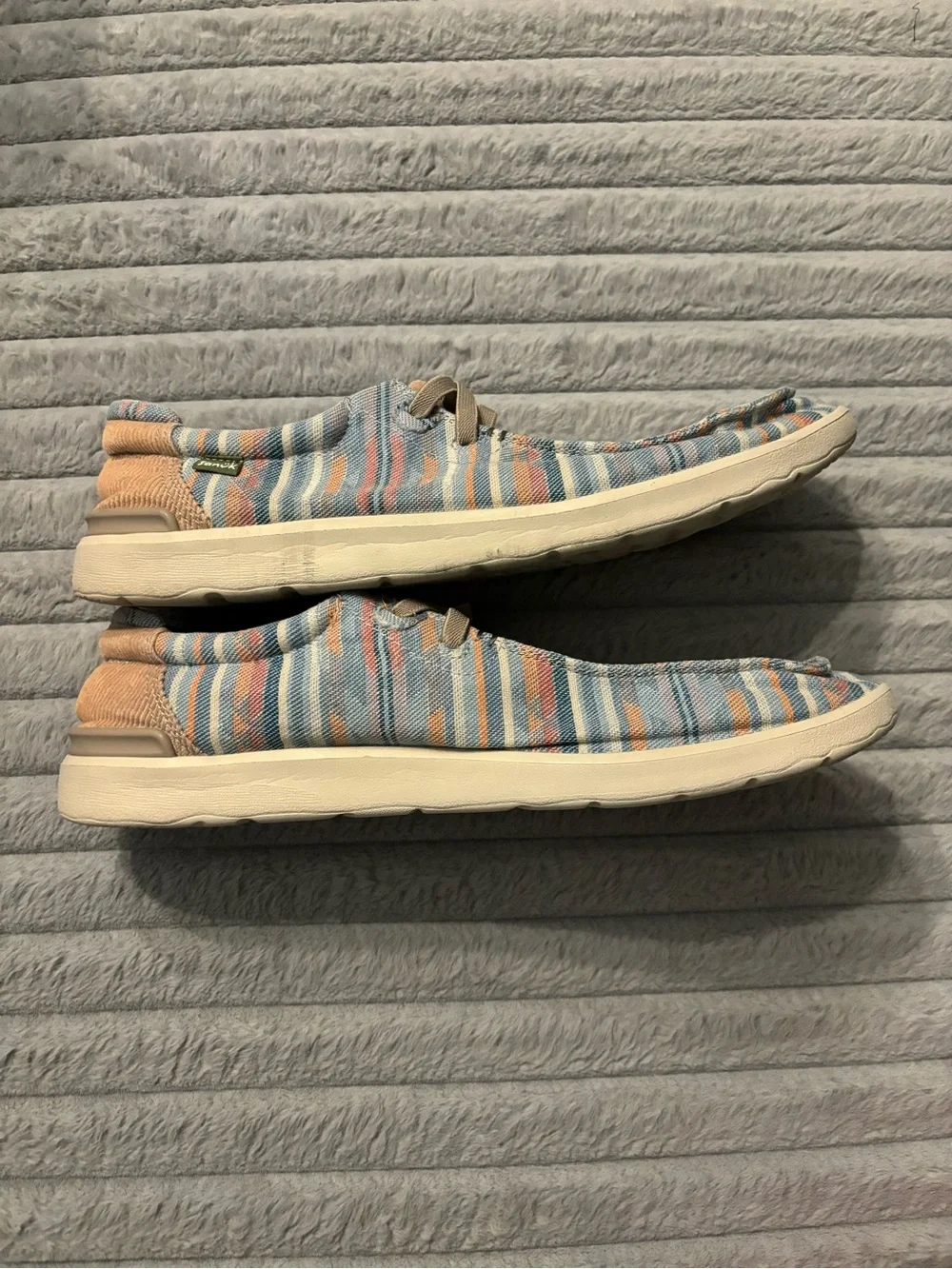Men’s Sanuk Shaka Lite 2 Blanket Loafers Blue Multi-Stripe Pattern Size 13